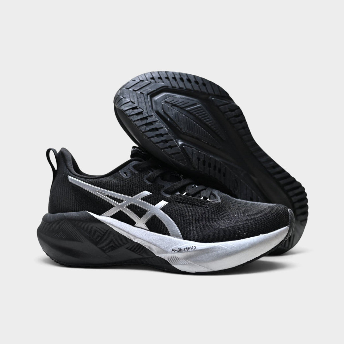 ASICS Novablast 5 Men’s Cushioned Road Running Shoes